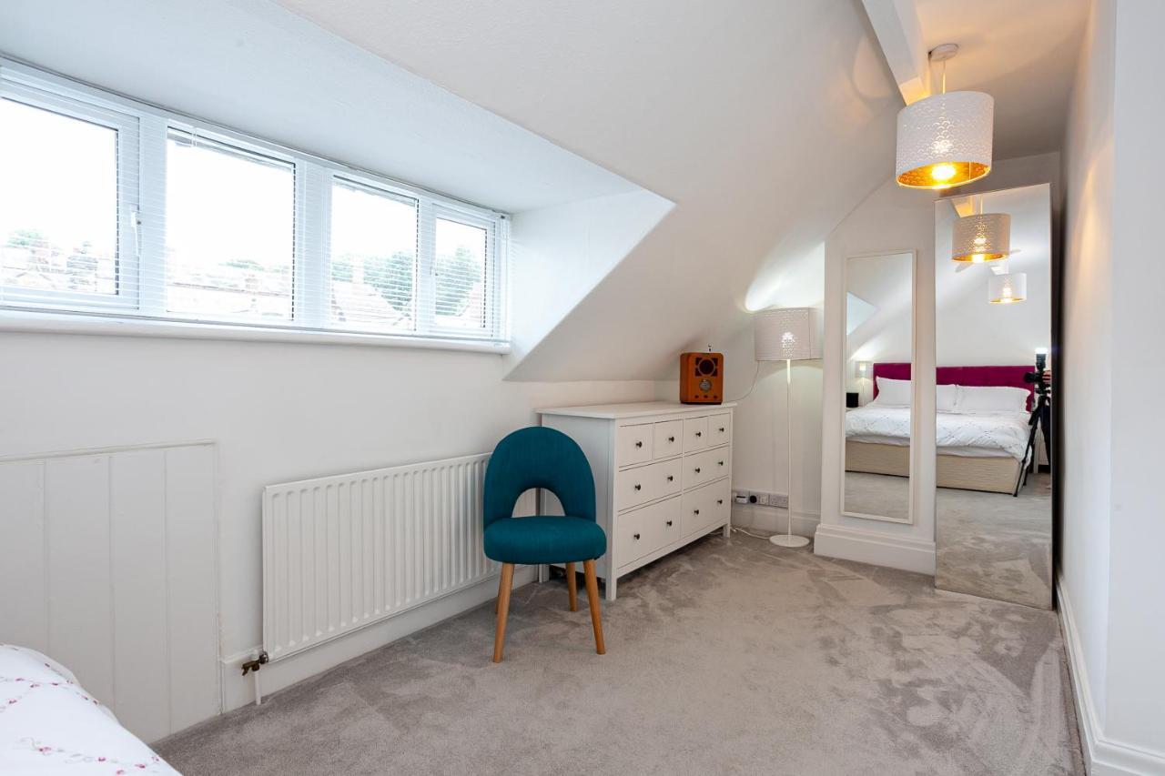 Cosy 2 Bed Apartment - Close To Leeds Centre Kültér fotó