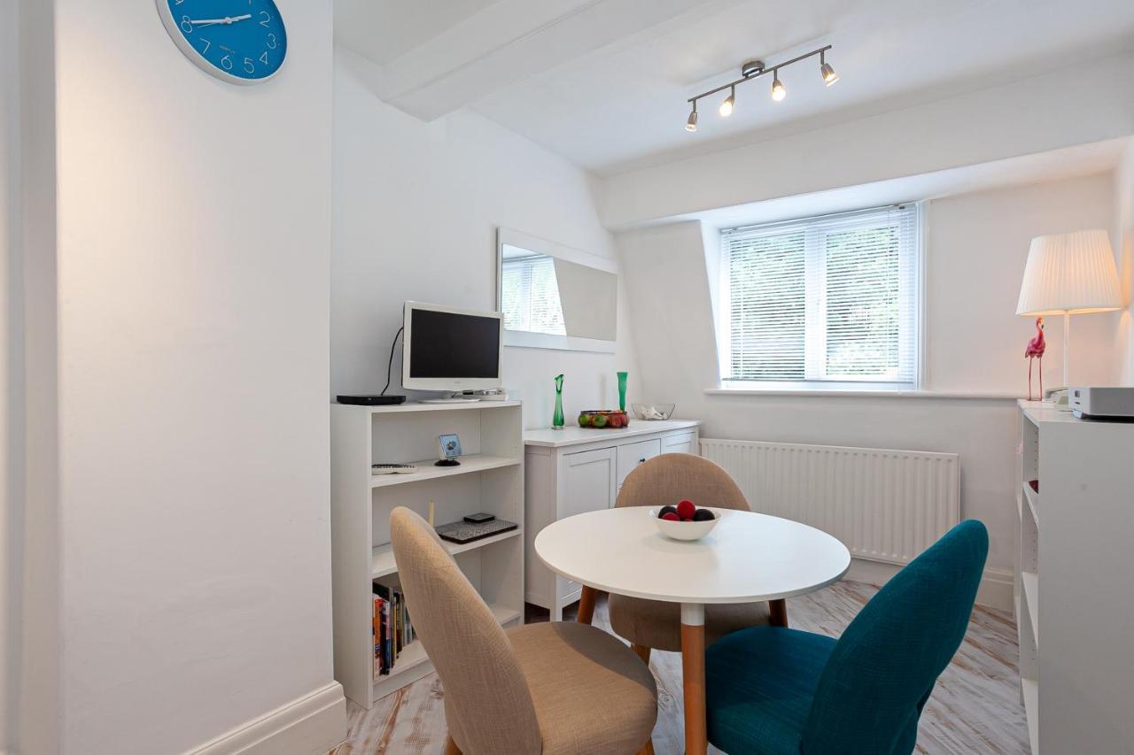 Cosy 2 Bed Apartment - Close To Leeds Centre Kültér fotó