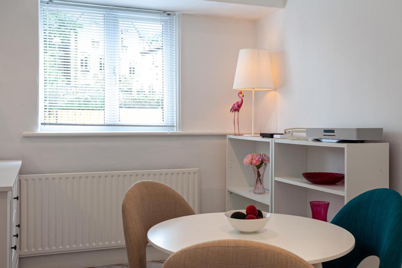 Cosy 2 Bed Apartment - Close To Leeds Centre Kültér fotó