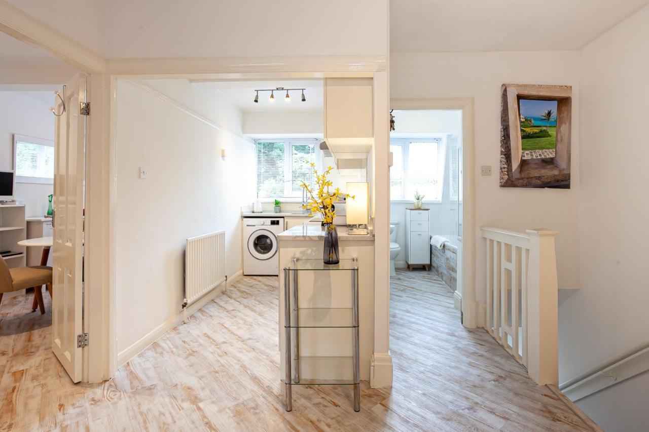 Cosy 2 Bed Apartment - Close To Leeds Centre Kültér fotó