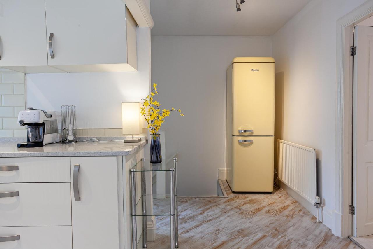 Cosy 2 Bed Apartment - Close To Leeds Centre Kültér fotó